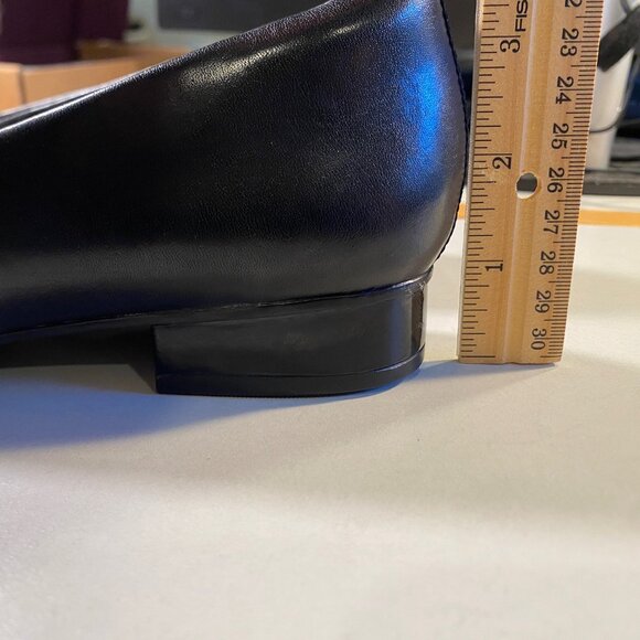 Clarks - Size 8M - Juliet Monte slip on, black caps - Picture 11 of 11